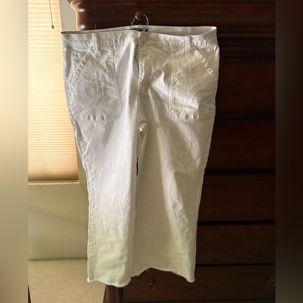 Democracy White jeans with AB Technology